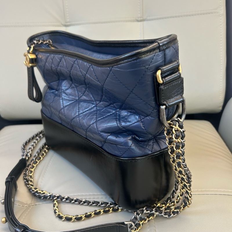 香奈兒深藍色流浪中號 27開有卡 無附件-2