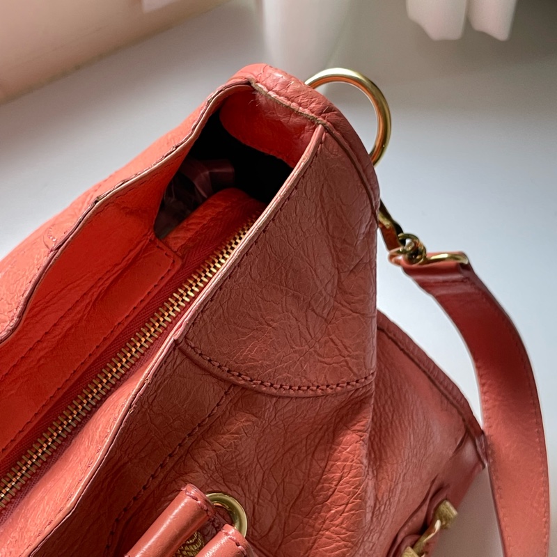 ▪️富貴選物FUGUEI▪️Balenciaga 機車包 city  龍蝦粉金釦-2