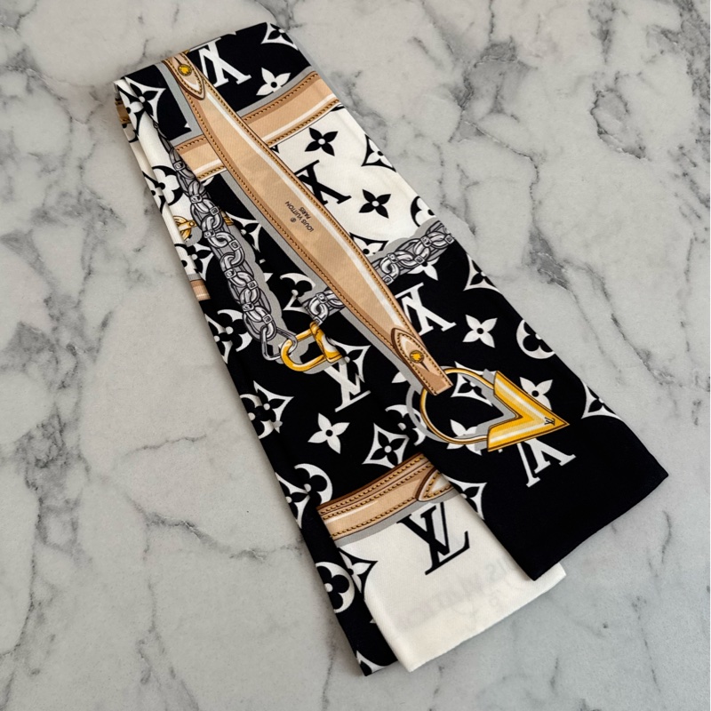 LV M78656黑白logo長絲巾-0