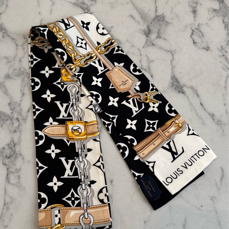 LV M78656黑白logo長絲巾-3
