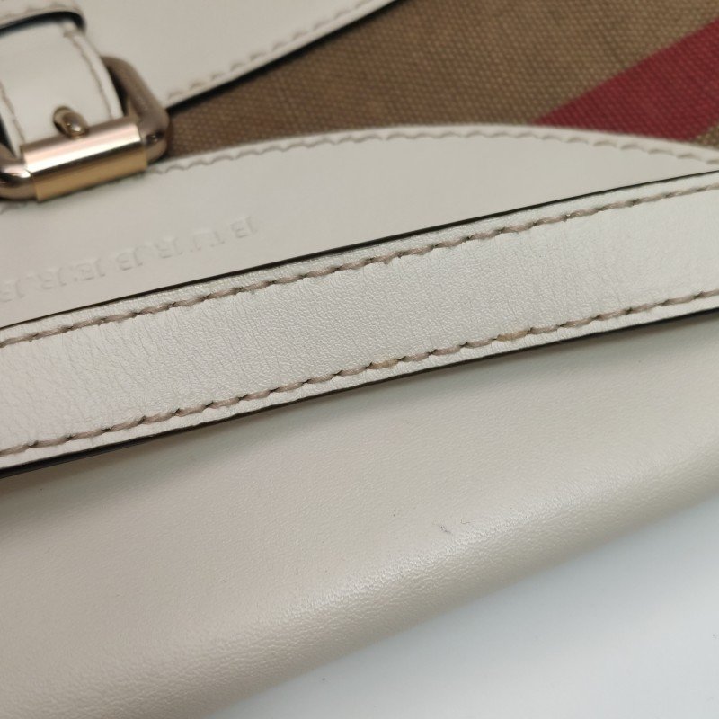 Burberry牛皮帆布拼色壓紋字母Logo斜挎包單肩包-19