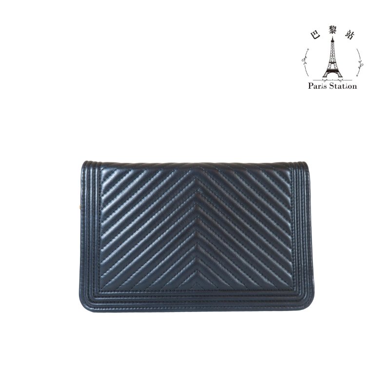 【巴黎站二手名牌專賣店】＊現貨＊CHANEL 香奈兒 真品＊經典BOY WOC黑色山型紋皮革金鍊肩背包 斜背包-1
