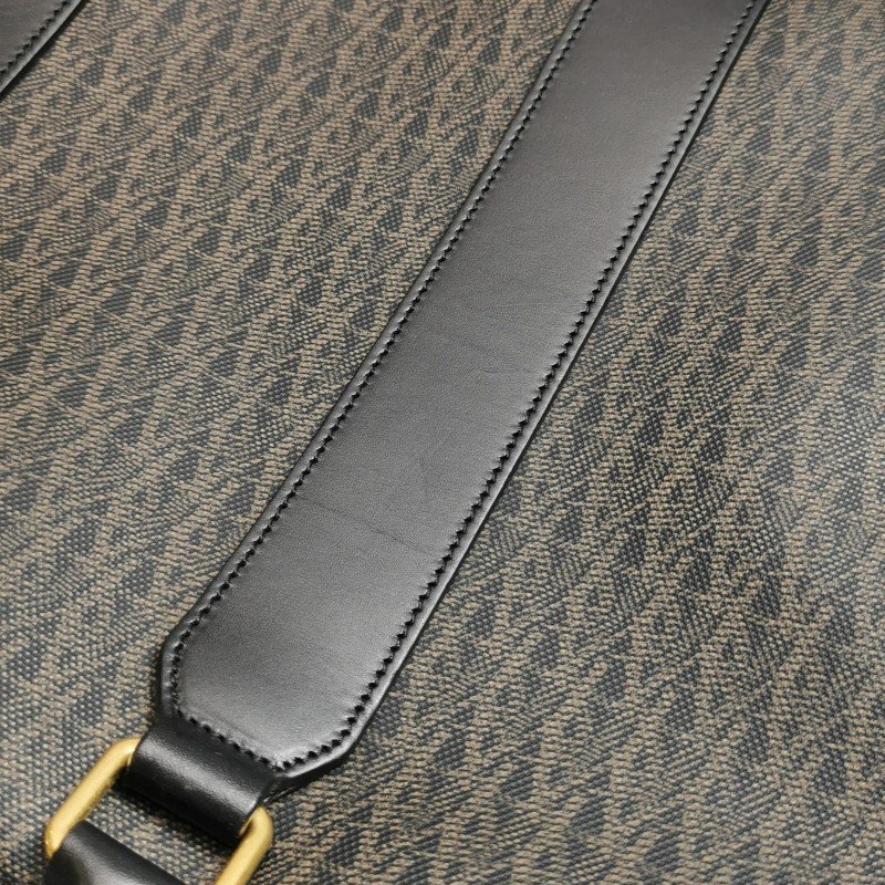 Saint Laurent牛皮老花滿印字母Logo手提包-19