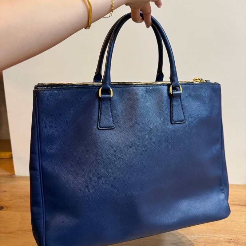 PRADA Galleria 藍色 防刮牛皮 殺手包 手提包 肩背包 公事包 文件包-8