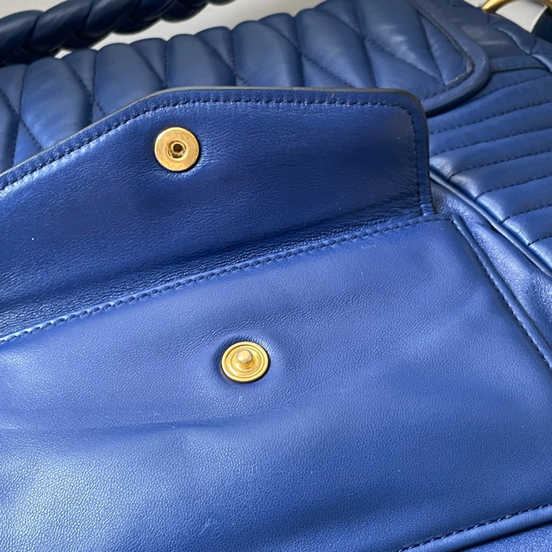 ▪️富貴選物FUGUEI▪️MIU MIU 千金秀款藍金拉鏈包-18