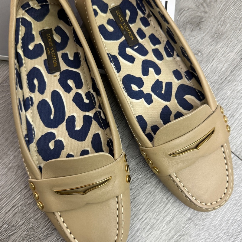 97新 Lv女装豆豆鞋 37碼-1