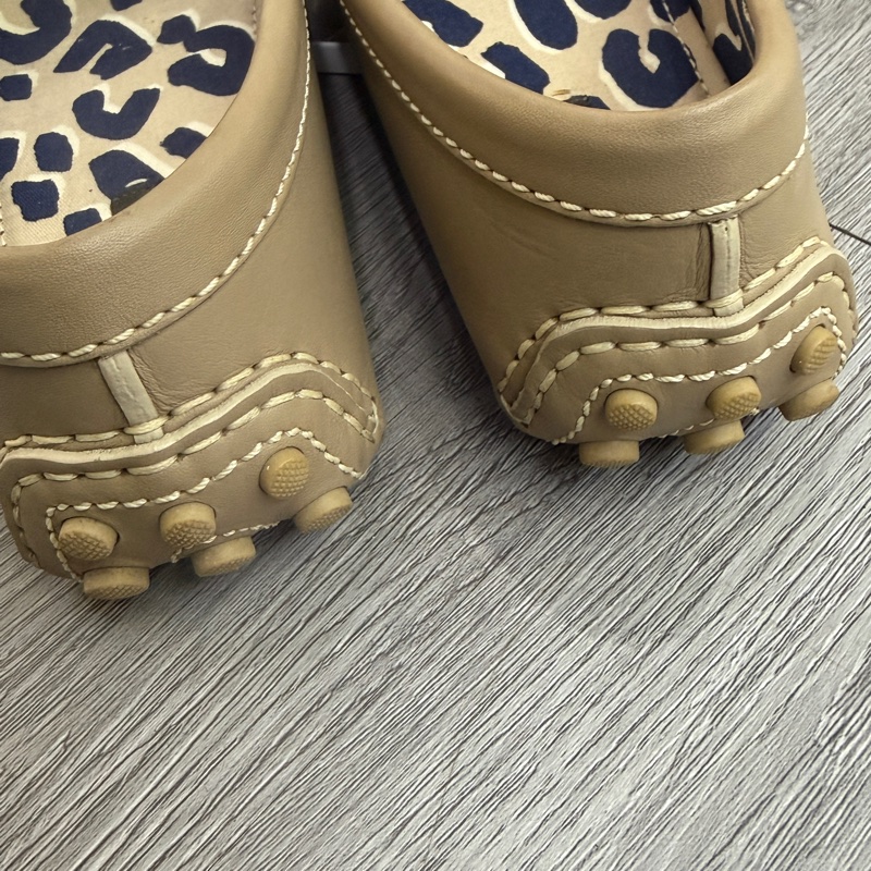 97新 Lv女装豆豆鞋 37碼-8