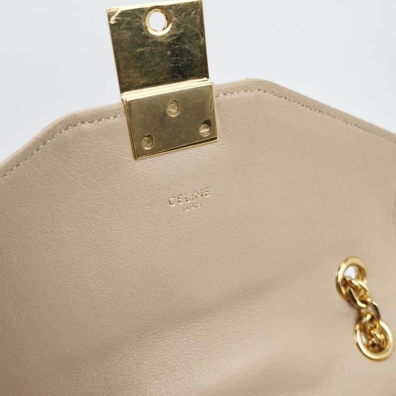 Celine C Bag中號牛皮純色絎縫C字扣單肩包-7