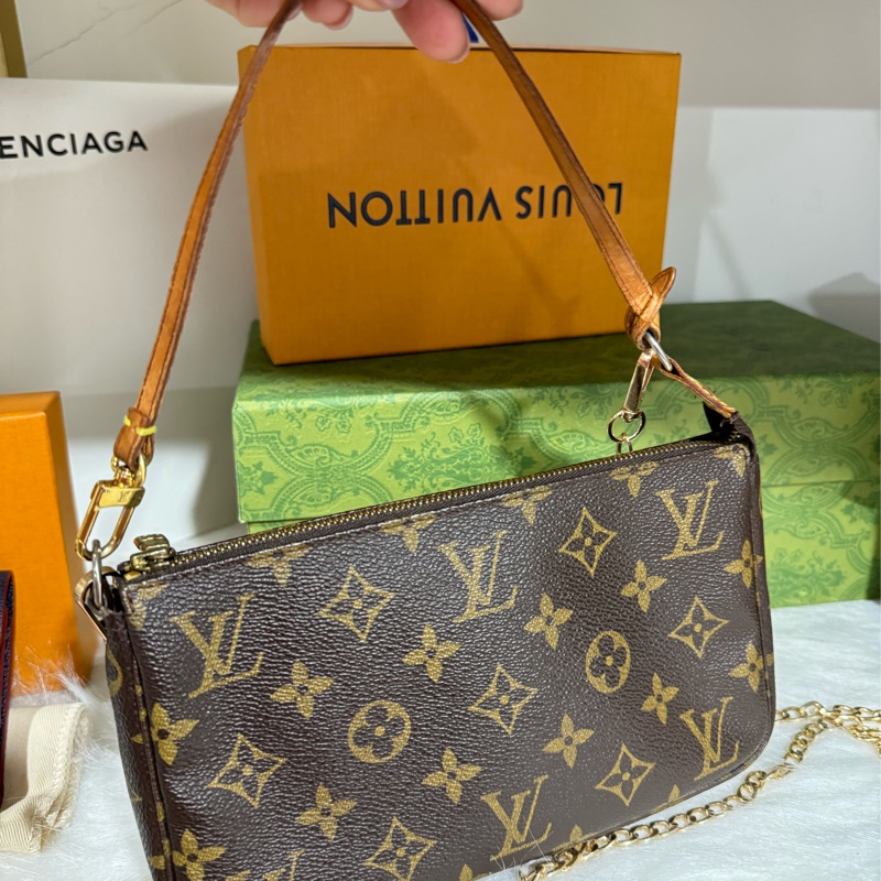 Lv 大款 麻將包 腋下包-2