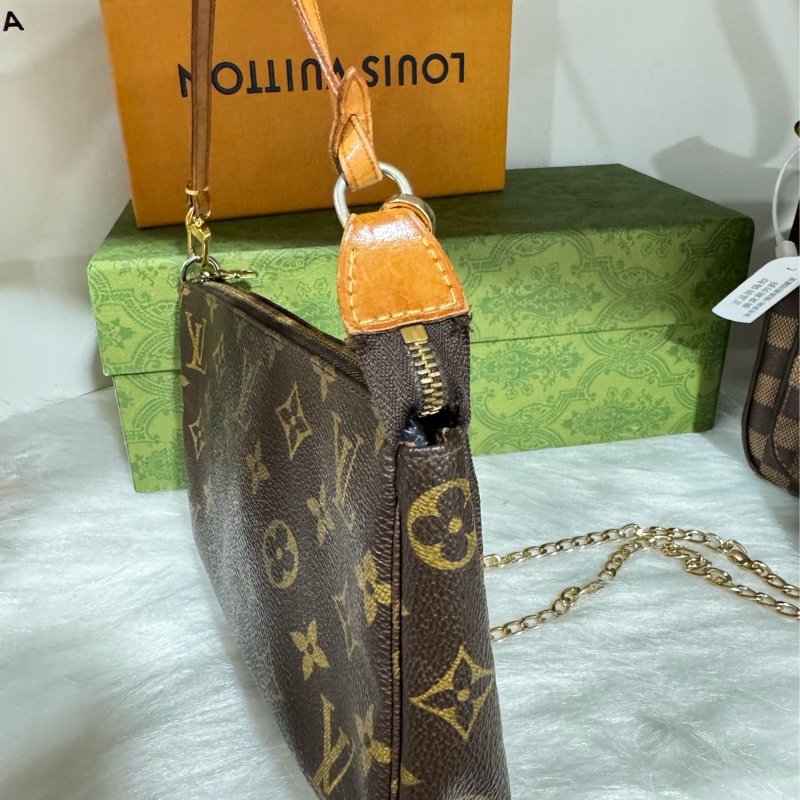 Lv 大款 麻將包 腋下包-5