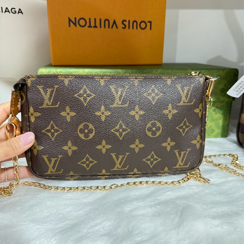 Lv 大款 麻將包 腋下包-17