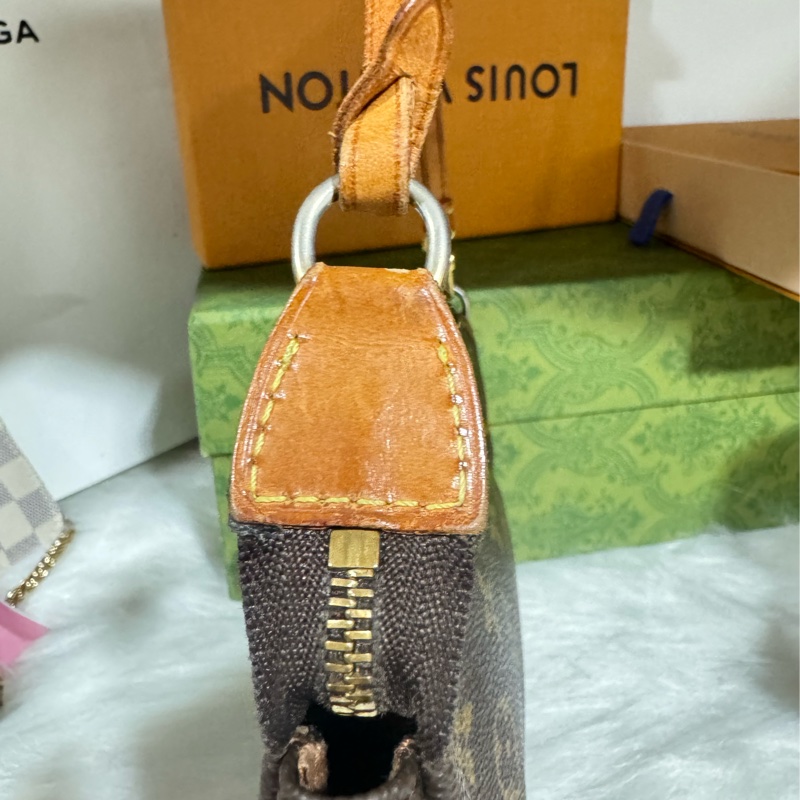 Lv 大款 麻將包 腋下包-27