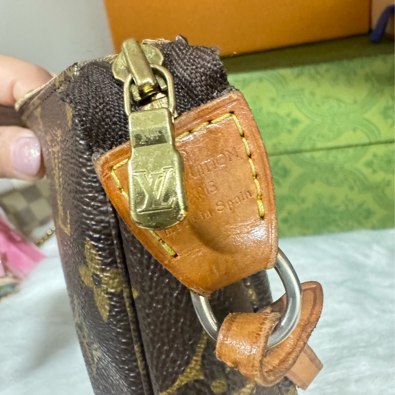 Lv 大款 麻將包 腋下包-30