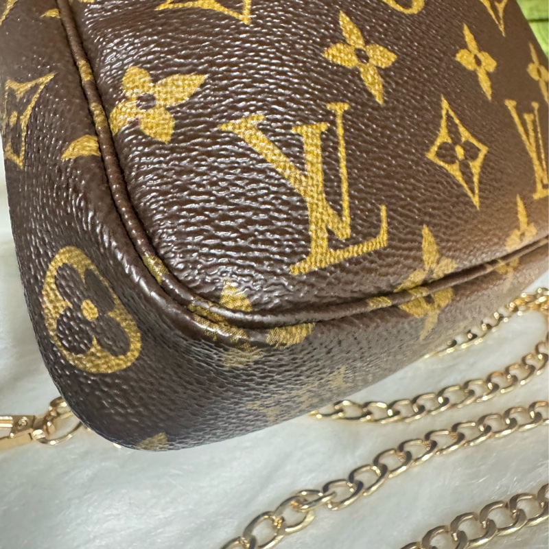 Lv 大款 麻將包 腋下包-33