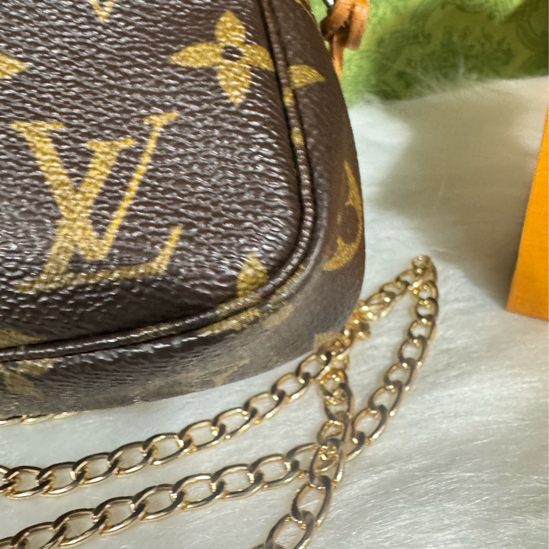 Lv 大款 麻將包 腋下包-34