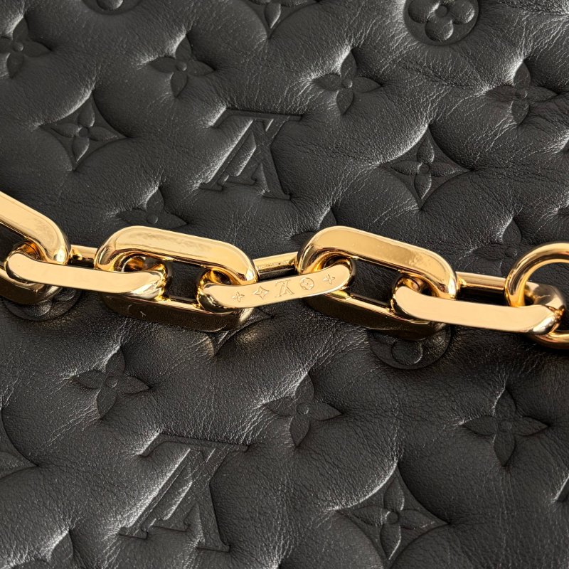 ::LOUIS VUITTON:: LV M12068 Coussin Hobo MM 黑色牛皮Monogram壓紋 肩背鏈包 肩背包-18