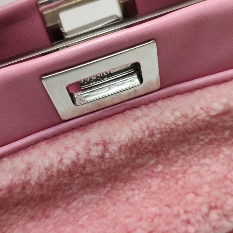 Fendi Peekaboo躲貓貓迷你羊皮拼色絨面扭鎖斜挎包單肩包-13
