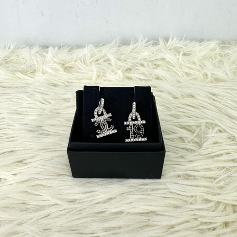 CHANEL 19 CC黑銀水鑽造型耳環 全套有盒