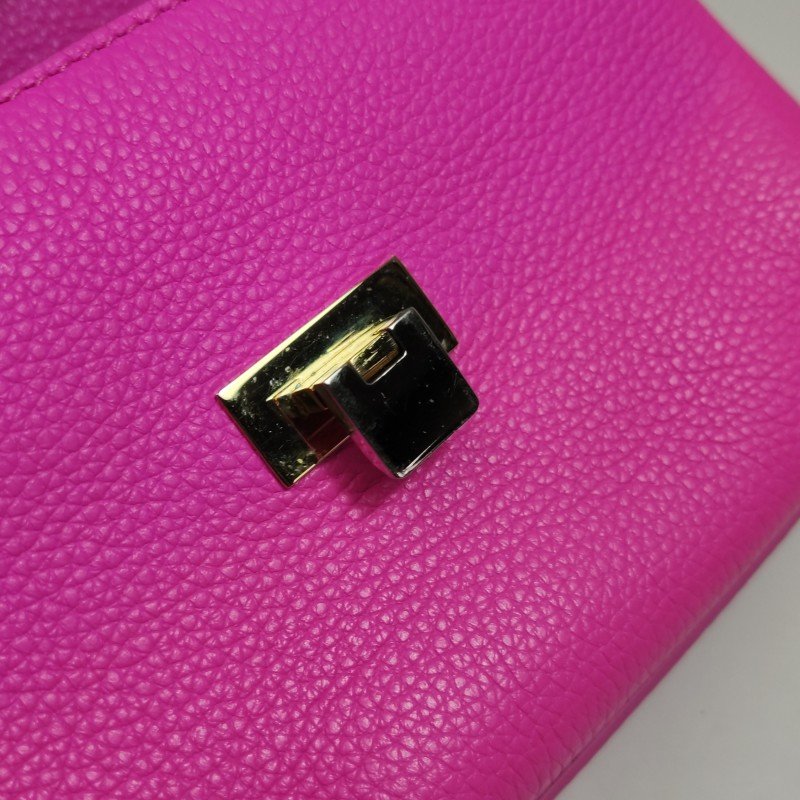 BalenciagaLe Dix牛皮純色方形按扣斜挎包單肩包-11