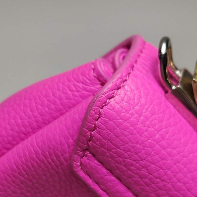 BalenciagaLe Dix牛皮純色方形按扣斜挎包單肩包-16