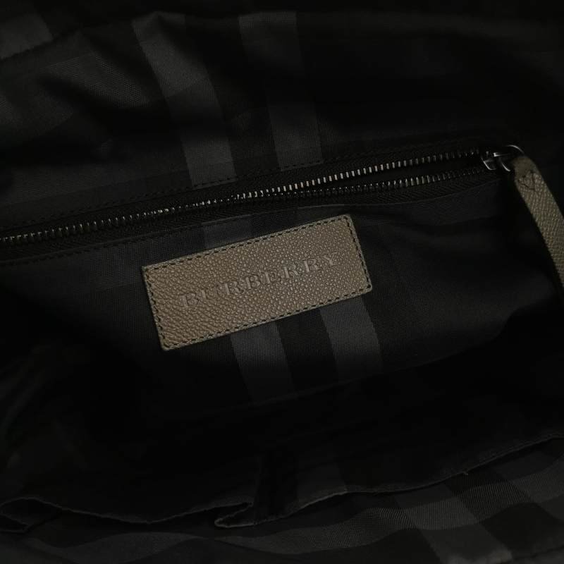Burberry牛皮純色字母logo斜挎包單肩包-7