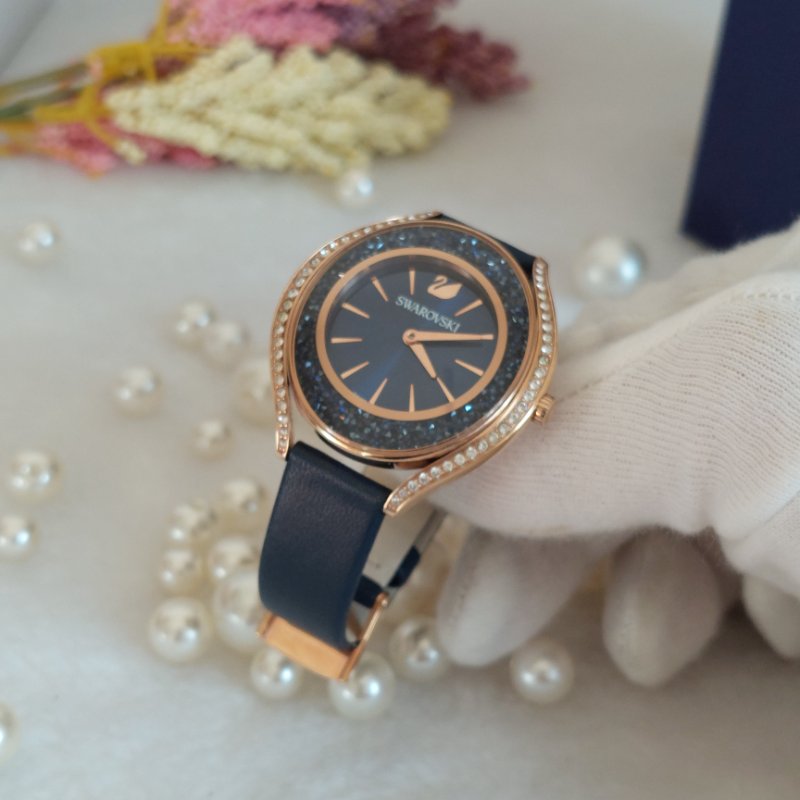 Swarovski 施華洛世奇 Crystalline Aura 璀璨光環時尚腕錶玫瑰金x藍（石英錶）~二手-2