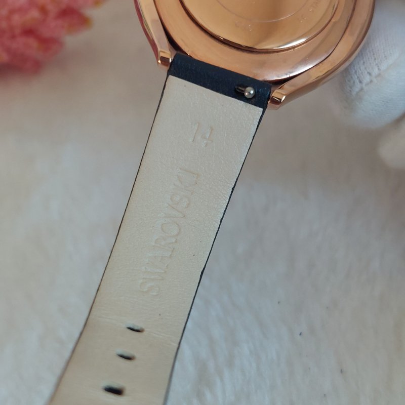 Swarovski 施華洛世奇 Crystalline Aura 璀璨光環時尚腕錶玫瑰金x藍（石英錶）~二手-82