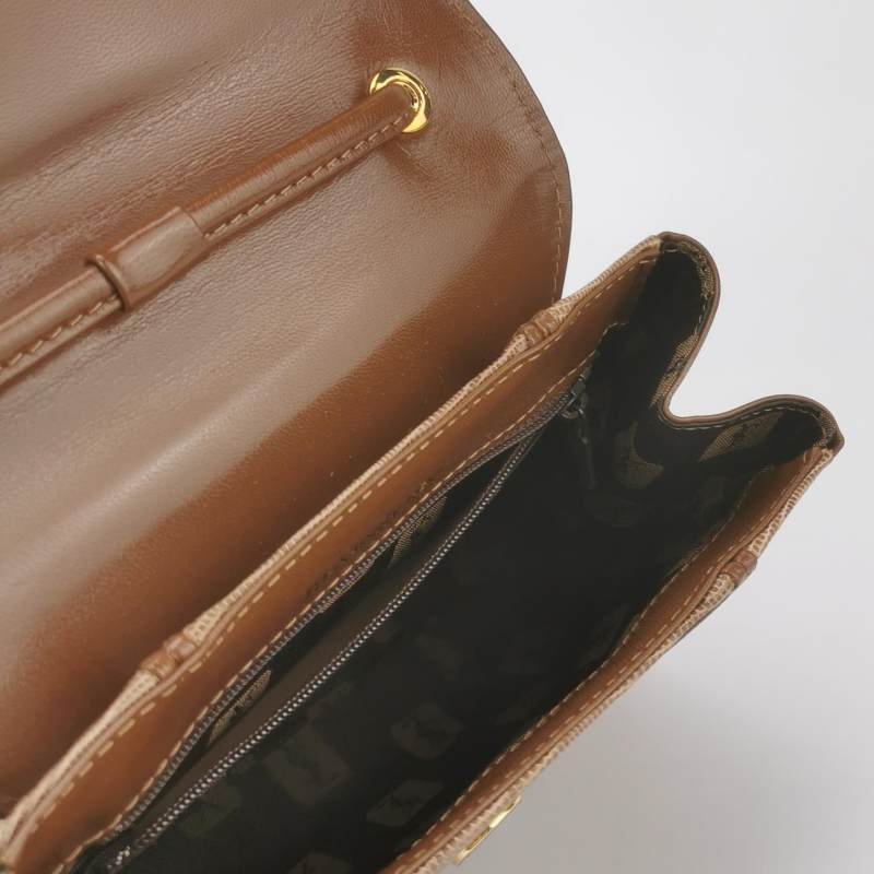 Saint Laurent羊皮蜥蜴皮純色翻蓋斜挎包-6