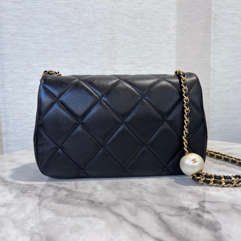 Chanel 黑羊皮霧金釦CF20雙珍珠下蓋肩斜背包-1
