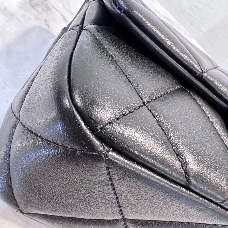 Chanel 黑羊皮霧金釦CF20雙珍珠下蓋肩斜背包-7