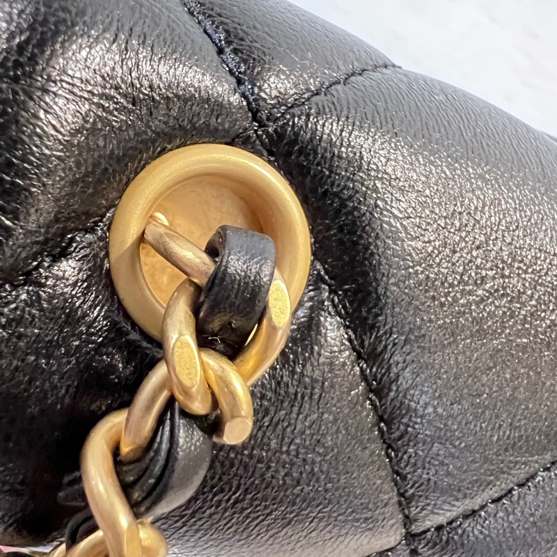 Chanel 黑羊皮霧金釦CF20雙珍珠下蓋肩斜背包-15