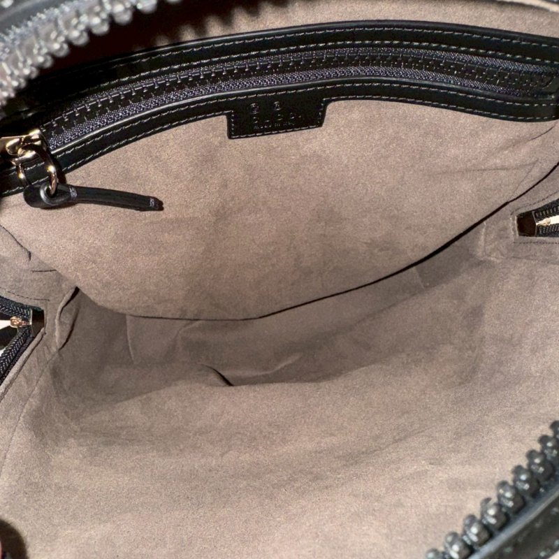 GUCCI 後背包/雙肩包 閒置未使用-15