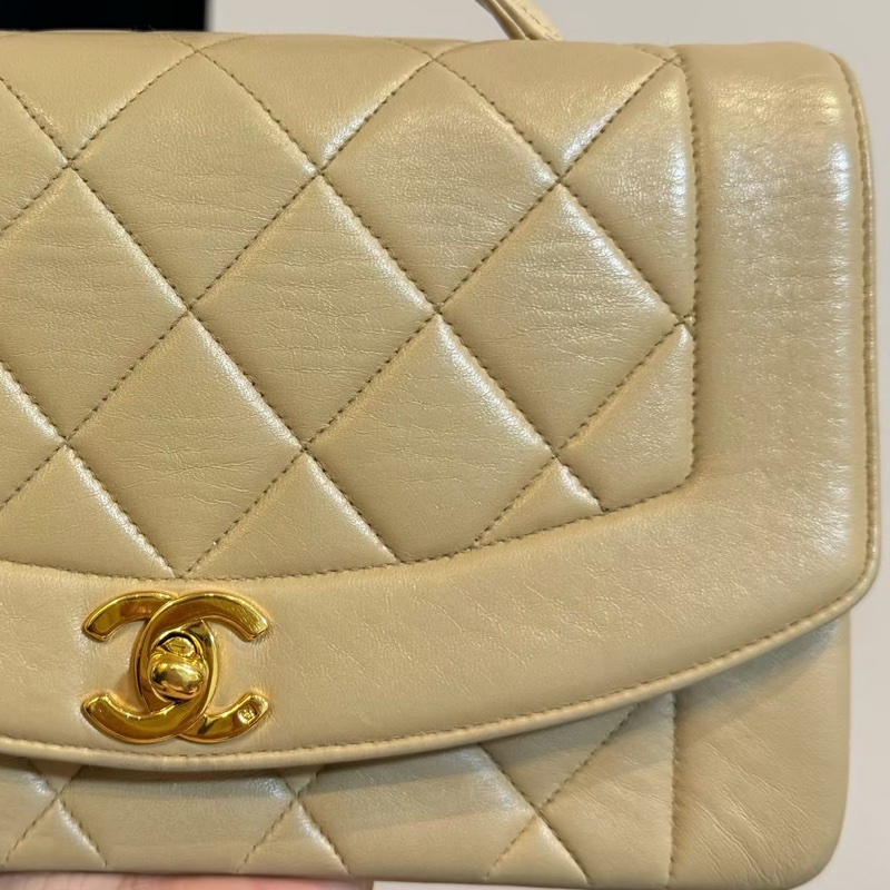 CHANEL VINTAGE 經典 diana 黛安娜 米色 奶茶色 羊皮金釦 戴妃包 黛妃包 斜背包 肩背包 手提包-28