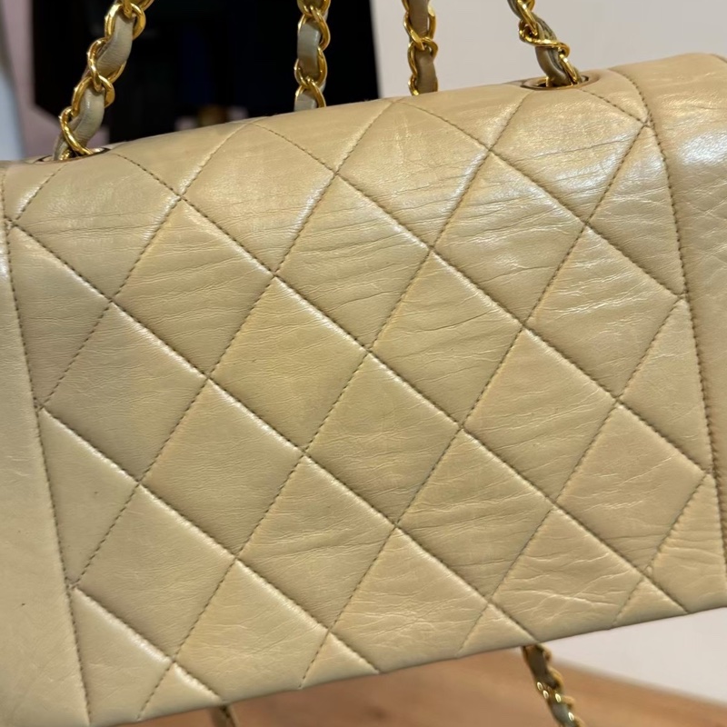 CHANEL VINTAGE 經典 diana 黛安娜 米色 奶茶色 羊皮金釦 戴妃包 黛妃包 斜背包 肩背包 手提包-31
