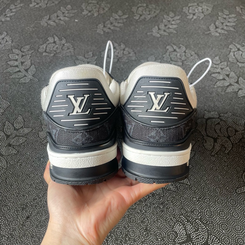 Louis Vuitton路易威登trainer黑白熊貓 41碼-2