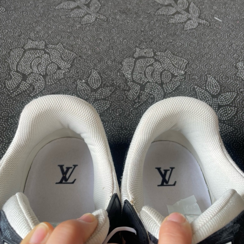 Louis Vuitton路易威登trainer黑白熊貓 41碼-7