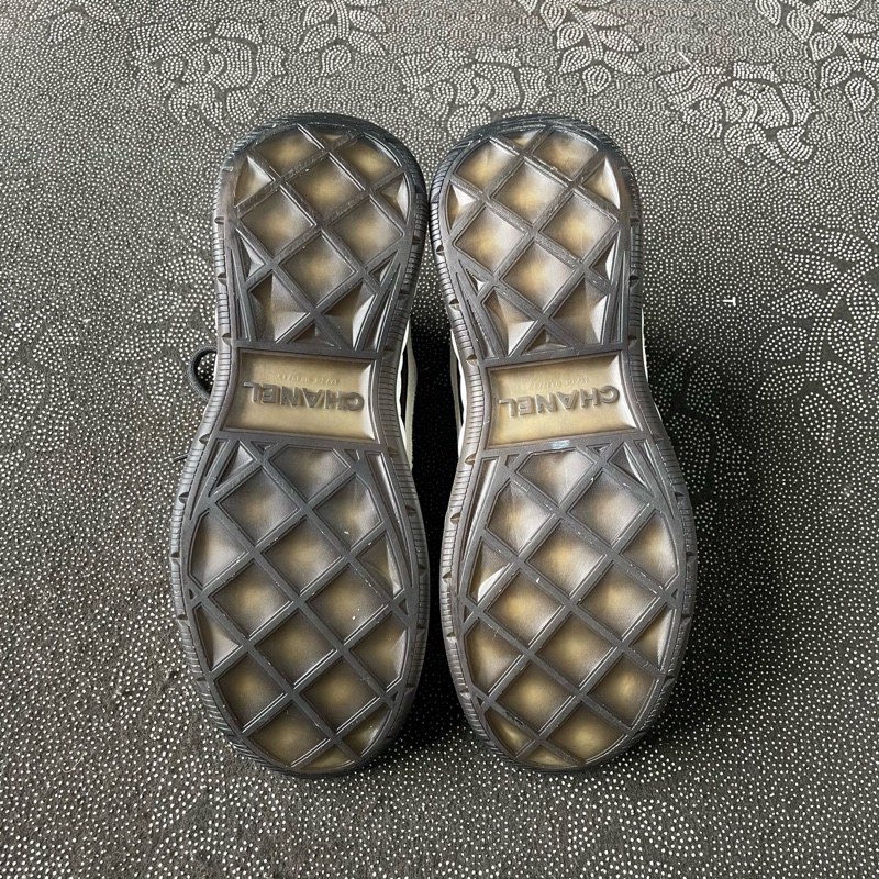 chanel香奈兒黑白運動鞋37碼-9