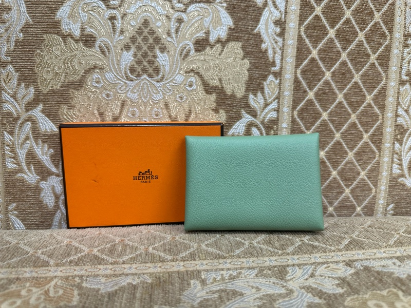 Hermes 31牛油果綠Evercolor銀釦Calvi Duo零錢卡包H083035CK31-1