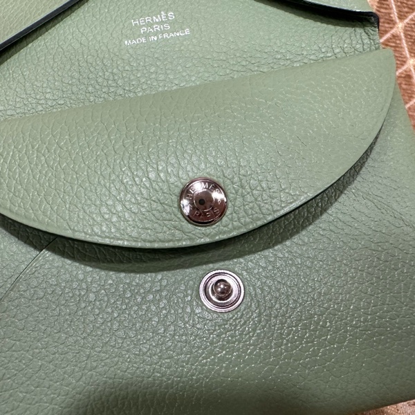 Hermes 31牛油果綠Evercolor銀釦Calvi Duo零錢卡包H083035CK31-5