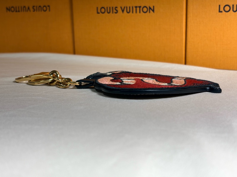 🐍蛇年限定 Gucci 古馳 珊瑚蛇愛心 馬夢雙G 老花 鑰匙圈 吊飾-5