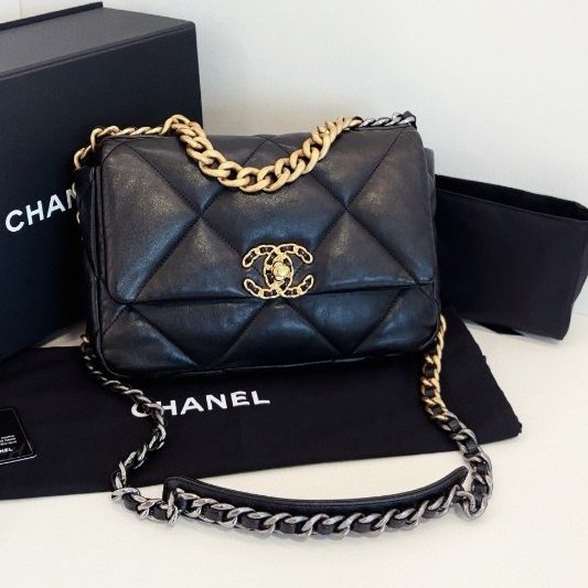 近新品 香奈兒/Chanel 黑金大菱格19bag枕頭包小號鏈條包-5