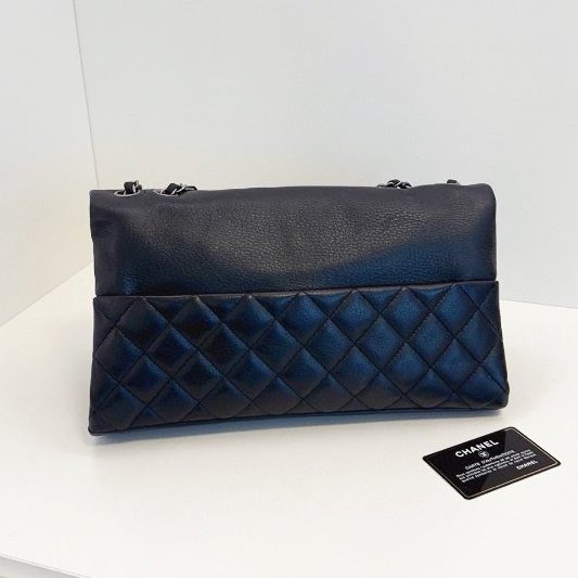 香奈兒/Chanel 全黑soblack Pharrell翻蓋大信封鏈條包-1