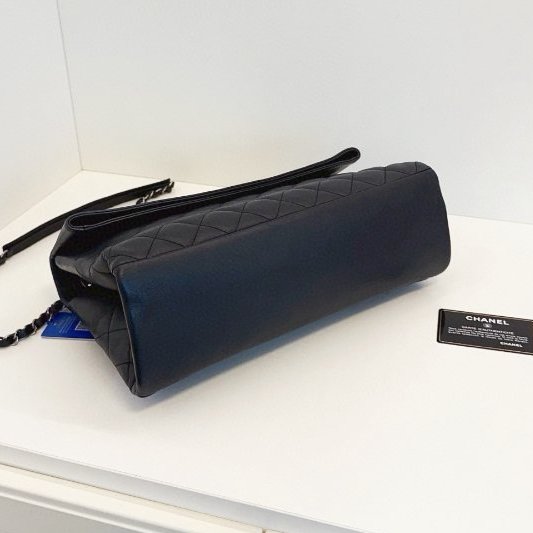 香奈兒/Chanel 全黑soblack Pharrell翻蓋大信封鏈條包-7