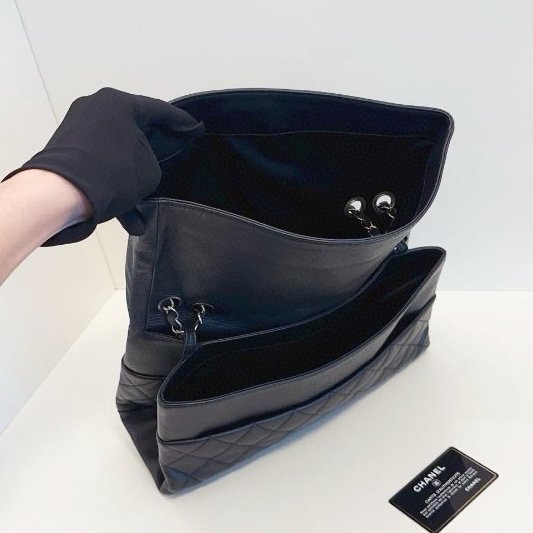 香奈兒/Chanel 全黑soblack Pharrell翻蓋大信封鏈條包-9