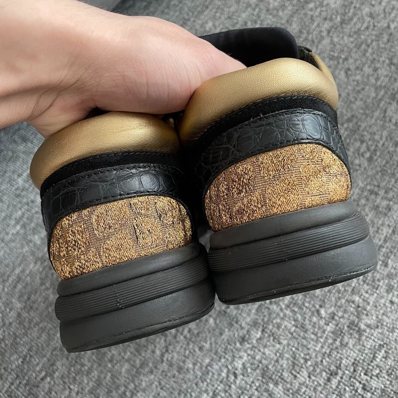 Chanel香奈兒雙C黑金運動休閒鞋 36碼-4