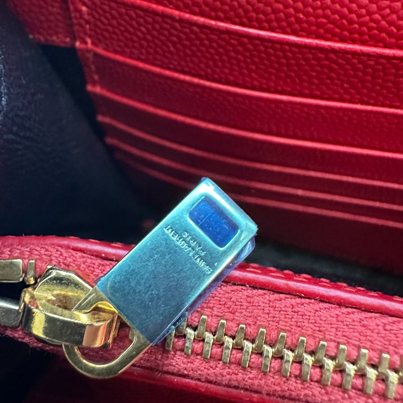 【美收精品】YSL  紅色魚子醬金釦Woc 鍊子錢包鍊包晚宴包 C-193【隔月月中將轉賣至日本 上架期限30天】-14