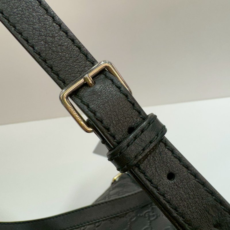 GUCCI 全皮壓紋 斜背包/側背包 87成新-7