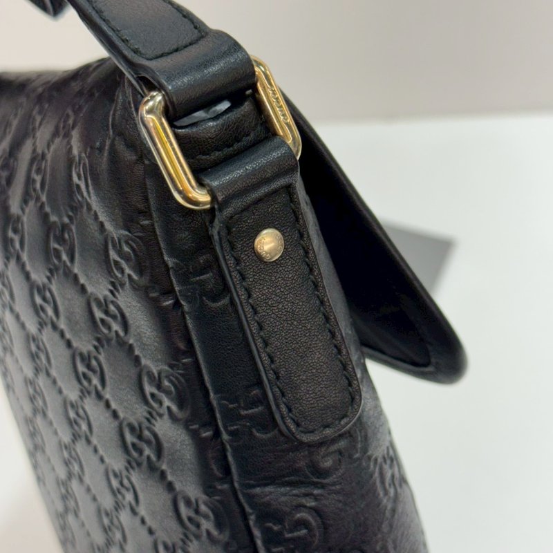 GUCCI 全皮壓紋 斜背包/側背包 87成新-9