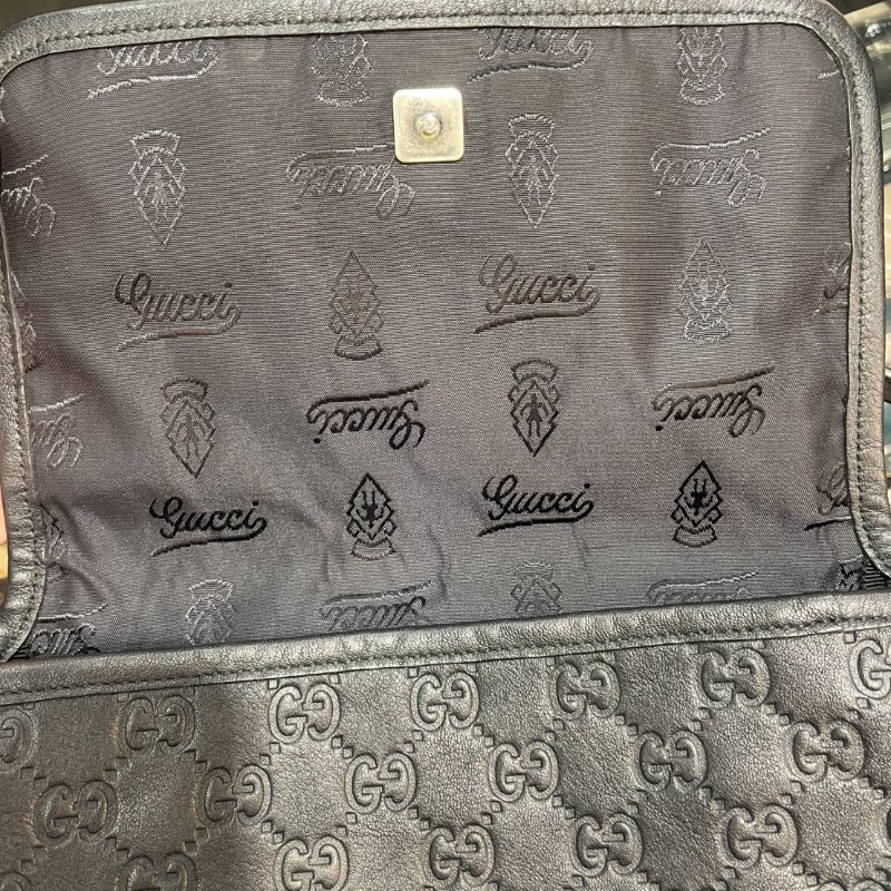 GUCCI 全皮壓紋 斜背包/側背包 87成新-15