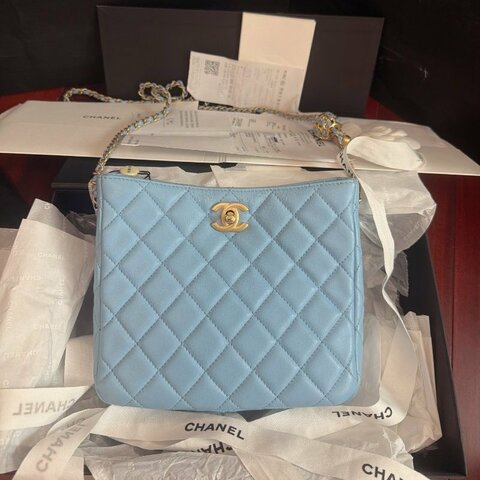 全新保存品 香奈兒/Chanel 新款藍色hobo bag 皮穿核桃調節鏈條包